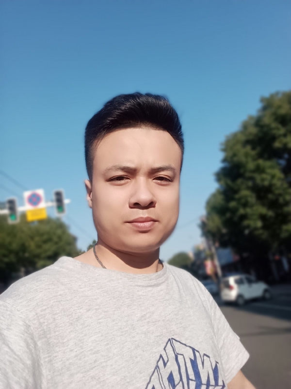 简简单单的第二张照片--济宁闪婚服务中心